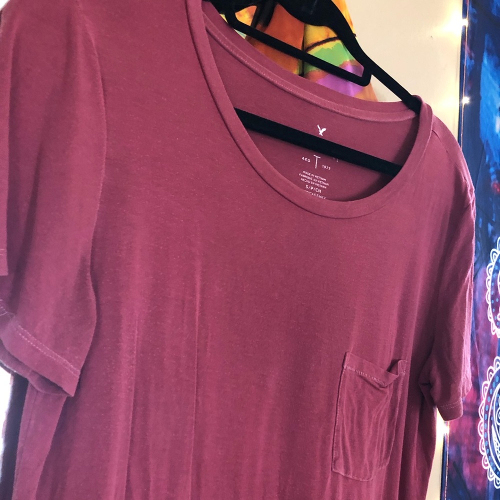 Soft and sexy pocket tee burgundy from AE